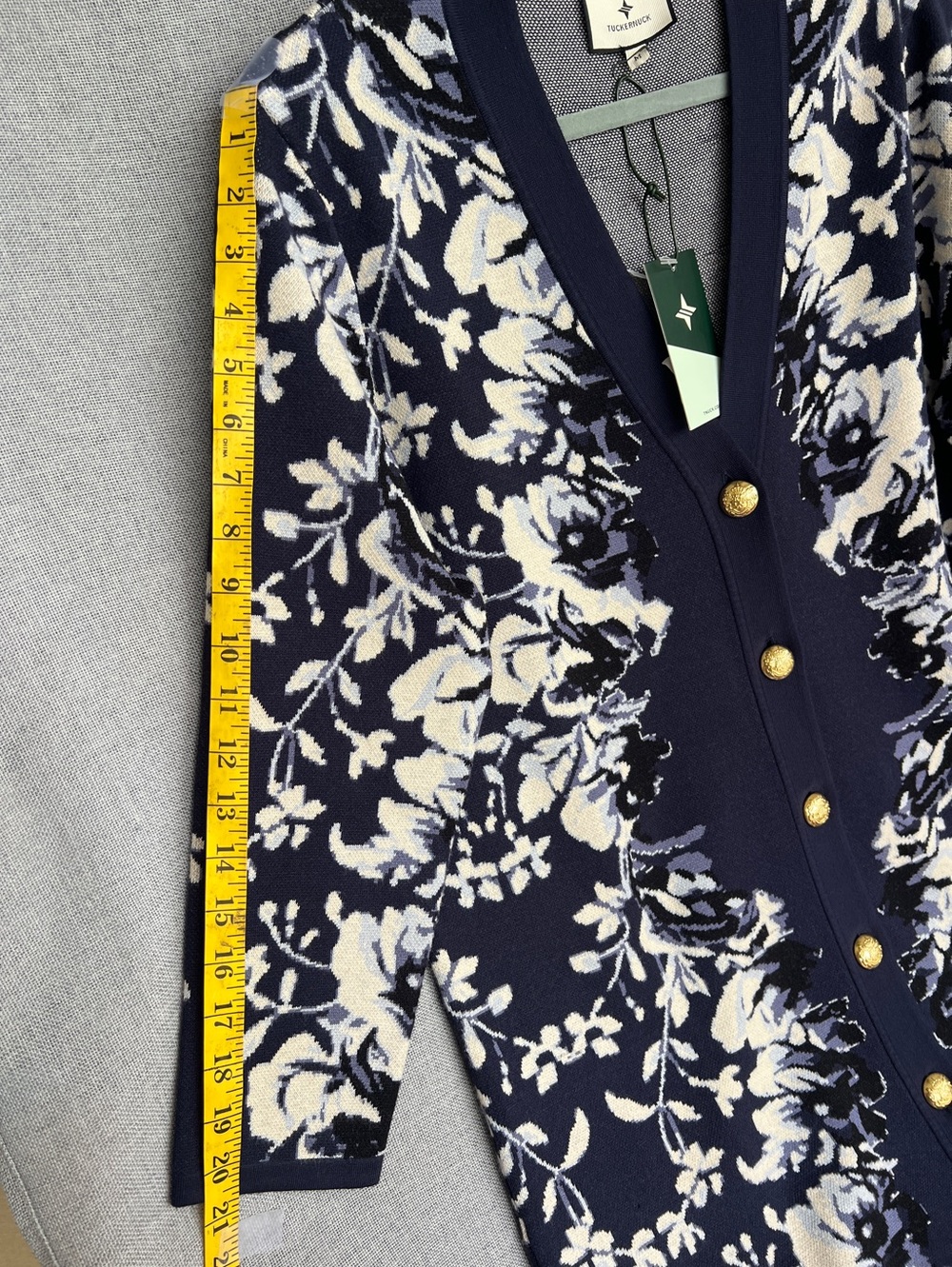 Tuckernuck Floral Horizon Knit Jacquard Cardigan floral navy cream size M - Picture 13 of 17